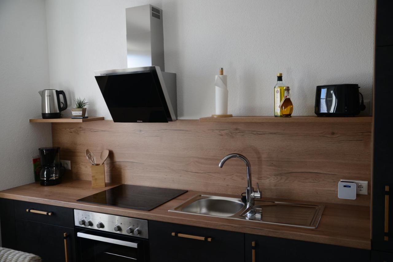 Ferienwohnung Die Alte Schule Даун Екстериор снимка